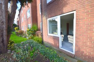 Photo 17- click for photo gallery